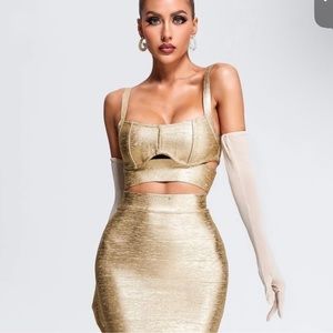 Bella Barnett metallic bandage set